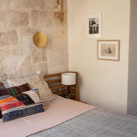 Bon Jour Uzes Apartment Exterior photo