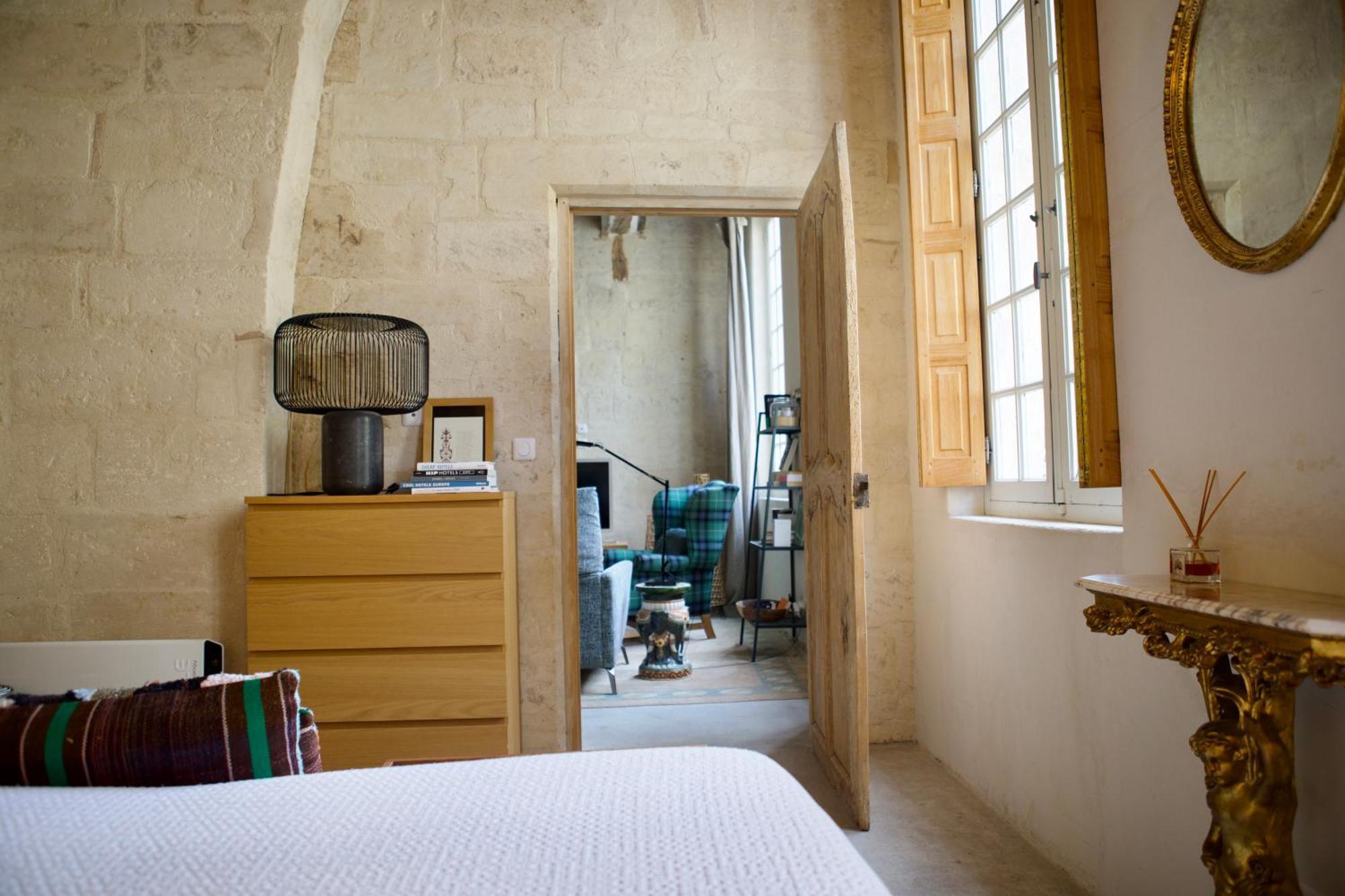 Bon Jour Uzes Apartment Exterior photo